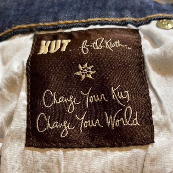 Kut From the Kloth Farah Baby Bootcut Jeans 6 - Picture 16 of 16